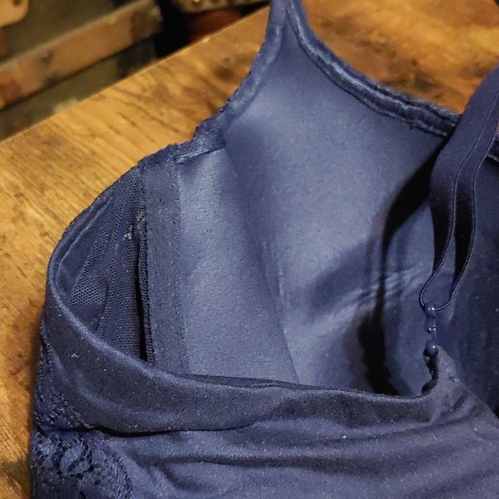NWOT Victoria's Secret 40C navy Blue Sexy Lace Padded Underwire Bra - Picture 5 of 9